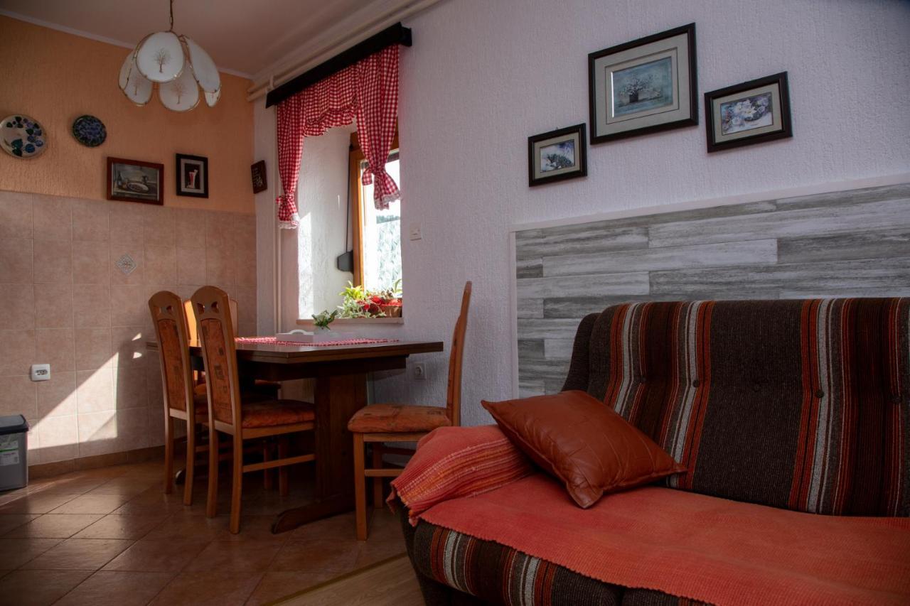 Apartman Zagar Локве Екстериор снимка